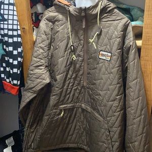 Howler Bro insulated light weight pullover jacket, size XL, color huckberry